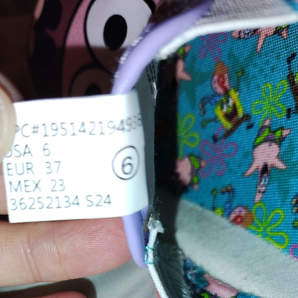 SpongeBob SquarePants Size 6 Slip On Shoes - Picture 6 of 7